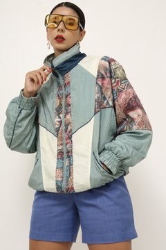 Jaqueta nylon bomber estampada