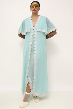 Cojunto Robe + Camisola azul bordado vintage - Capichó Brechó