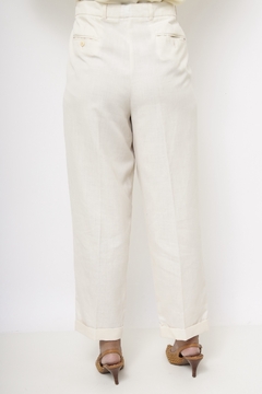 Calça off white cintura alta - comprar online