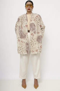 Cardigan flores marrom levinho - comprar online