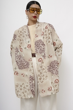 Cardigan flores marrom levinho