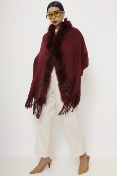 Imagem do Poncho com gola pelucia vintage vintage