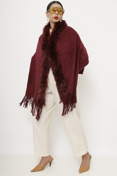 Poncho com gola pelucia vintage vintage na internet