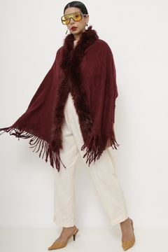 Imagem do Poncho com gola pelucia vintage vintage