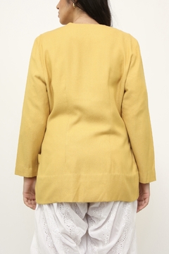 Blazer amarelo ombreira vintage - loja online