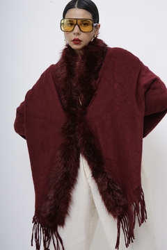 Poncho com gola pelucia vintage vintage