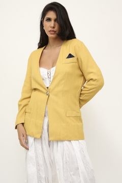 Blazer amarelo ombreira vintage - Capichó Brechó