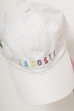 Bone lacoste branco - Capichó Brechó