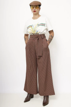 Camiseta GUCC! tigre sorrindo - comprar online