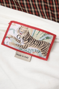 Camiseta GUCC! tigre sorrindo