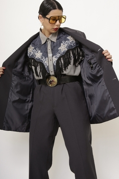 Cojunto CALÇA +BLAZER cinza dominique - Capichó Brechó