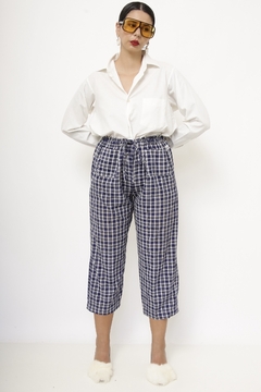 Calça xadrez azul pantacourt - Capichó Brechó