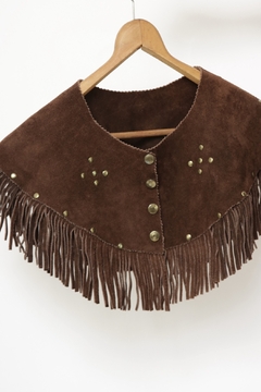 Pala couro marrom tachas - loja online
