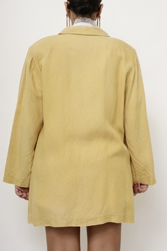 Imagem do Blazer amarelo linho alongado