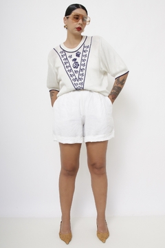 Pulover off white det azul