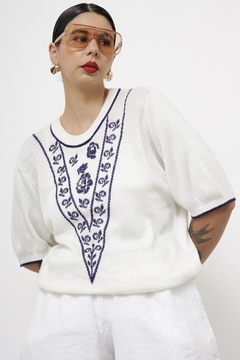 Pulover off white det azul