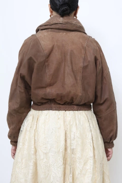 Jaqueta cropped couro marrom puffer - loja online