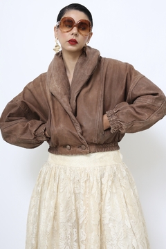 Jaqueta cropped couro marrom puffer - loja online
