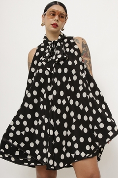 Vestido em A poa laço vintage