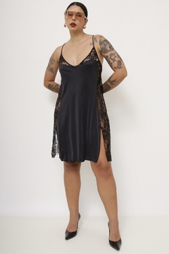 Camisola preta renda lateral - Capichó Brechó