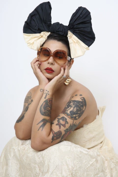 Vestido renda vintage midi GRACE com laço na internet