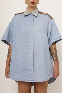 Camisa jeans recorte em couro vintage na internet