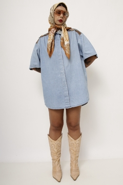Imagem do Camisa jeans recorte em couro vintage