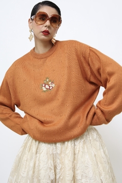 Imagem do Pulover laranja bordado flores