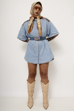 Imagem do Camisa jeans recorte em couro vintage