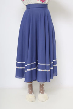 Saia rodada azul cintura alta na internet