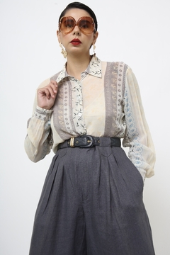 Camisa estampada 100% seda TESS - Capichó Brechó