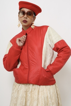 Jaqueta puffer vermelha com off