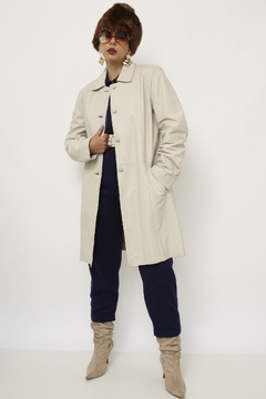Casaco couro longo off white - comprar online