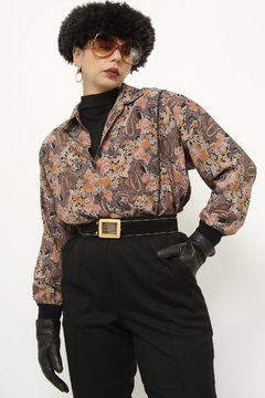Camisa estampada punho preto - Capichó Brechó