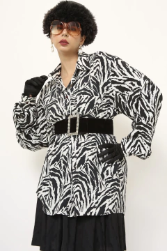 Camisa zebra vintage longa na internet