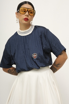 Blusa azul gola listra esportiva na internet