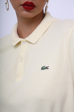 Polo LACOSTE original amarela - comprar online