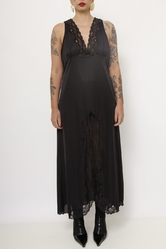 Conjunto ROBE + CAMISOLA preto na internet