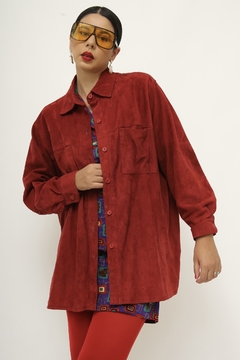 Camisa vermelha couro camurça