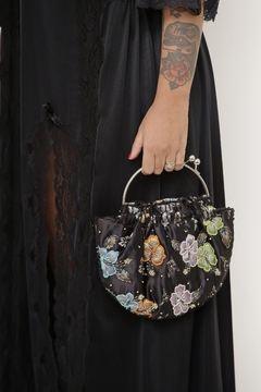 Bolsa cetim bordada vintage