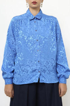 Imagem do Camisa azul acetinada CEA vintage