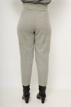 Conjunto cinza CALÇA + BLAZER na internet