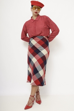 Saia xadrez midi com vermelho - comprar online