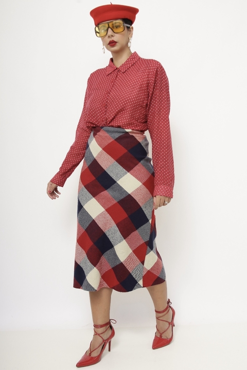 Saia xadrez midi com vermelho
