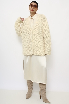 Pulover cardigan vintage creme grosso - comprar online