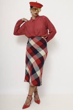 Saia xadrez midi com vermelho - comprar online