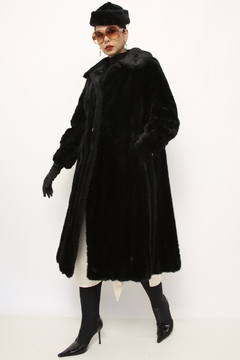 Casaco preto pelo longo vintage sintetico na internet