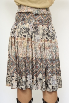 Saia vintage estampada midi verde na internet