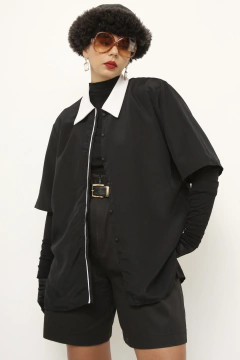 Camisa preta gola branca vintage - loja online