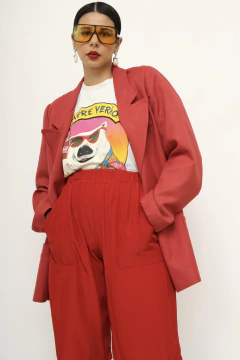 Blazer vermelho vintage ombreira na internet